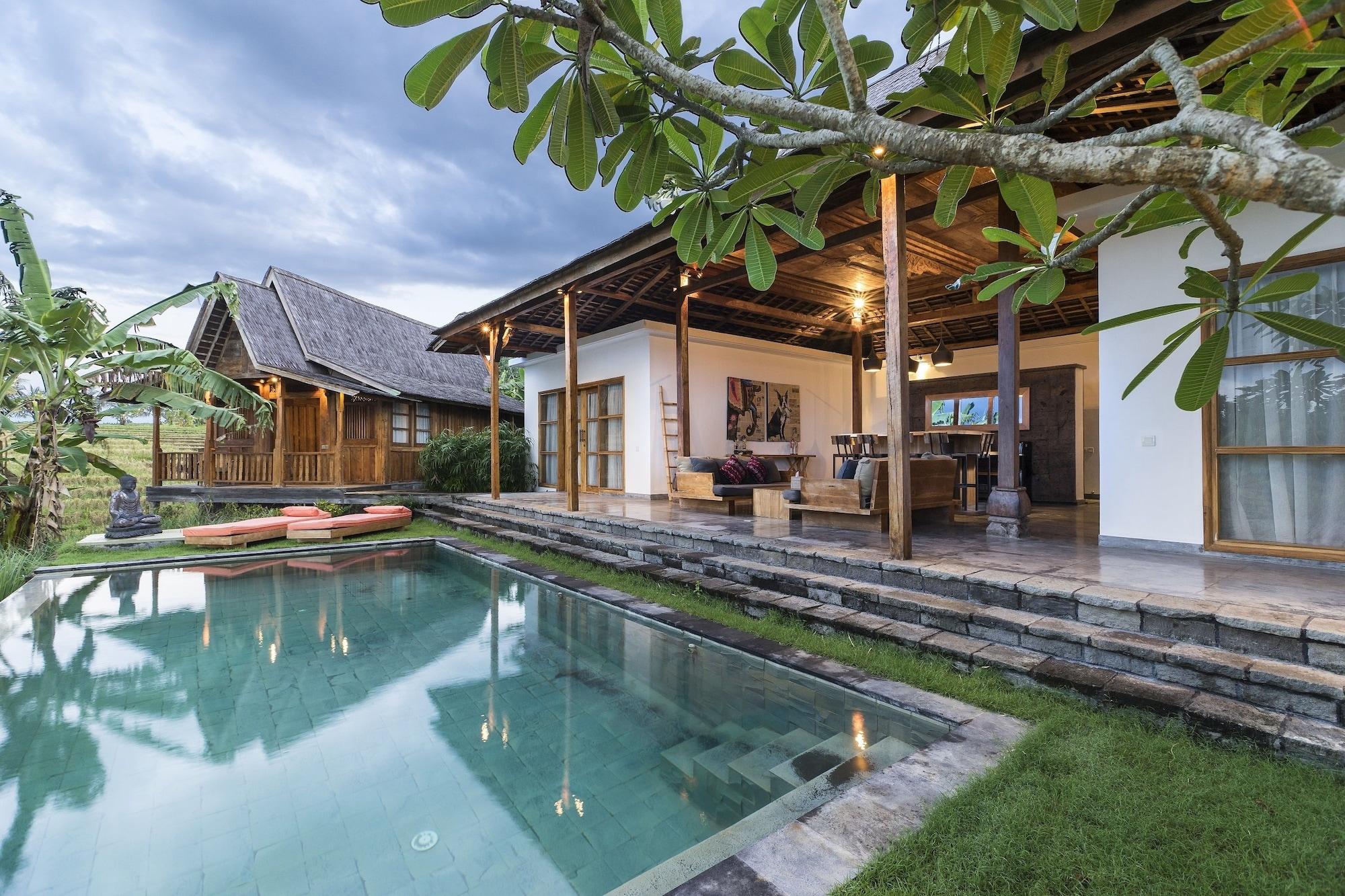 Alami Boutique Villas & Resort Tabanan  Bagian luar foto