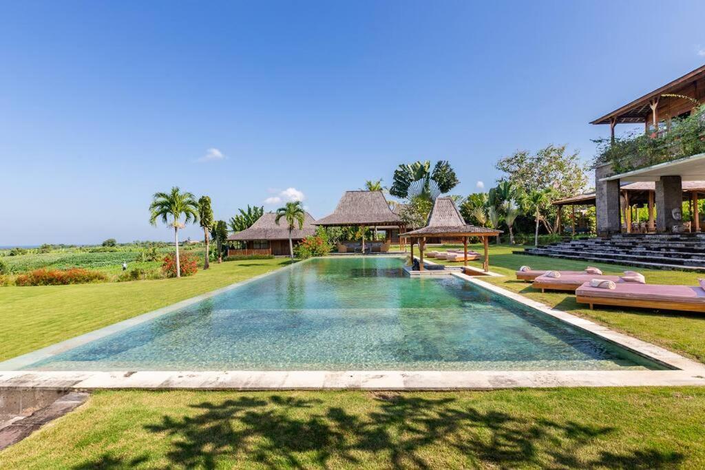 Alami Boutique Villas & Resort Tabanan  Bagian luar foto