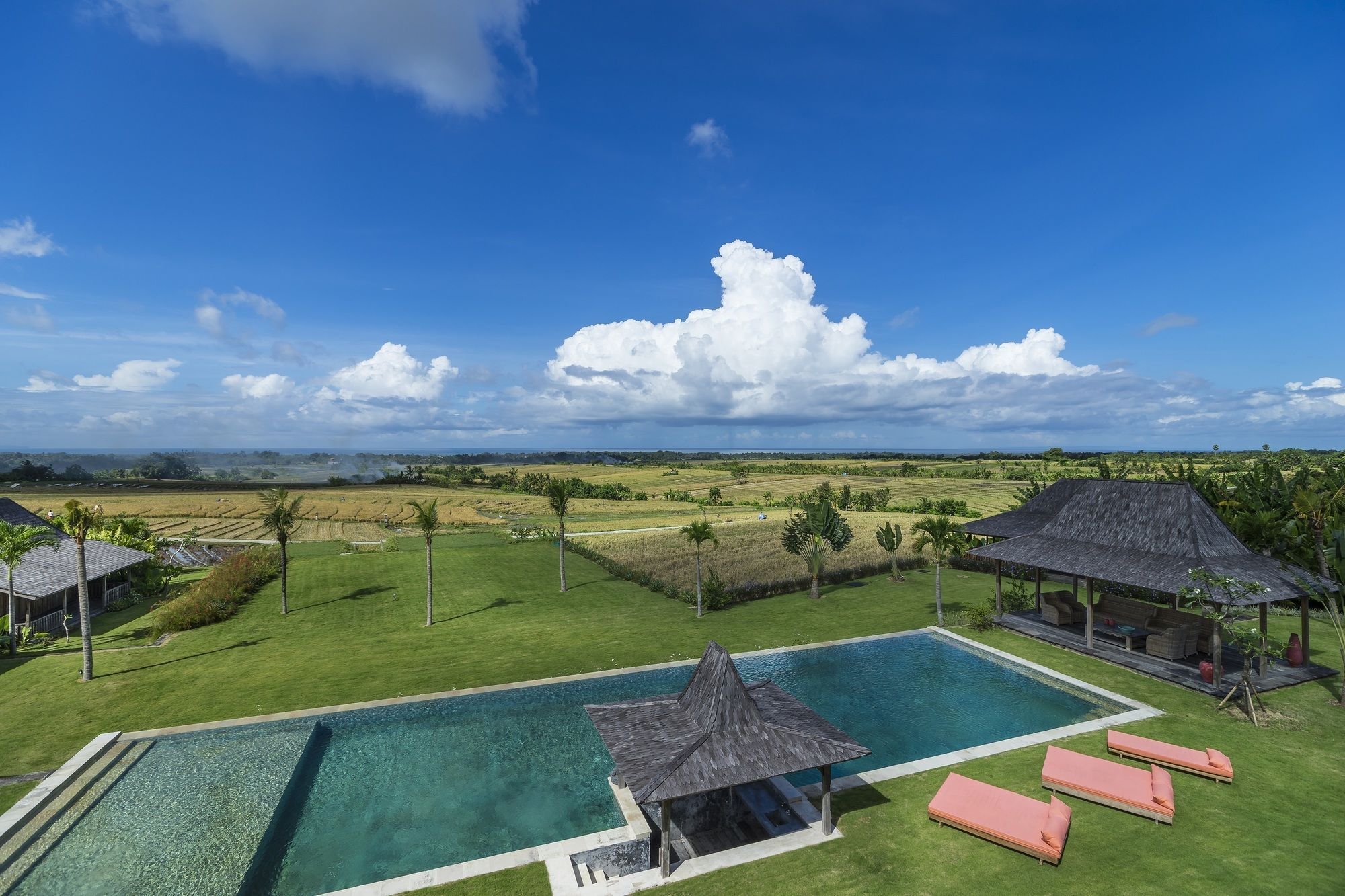 Alami Boutique Villas & Resort Tabanan  Bagian luar foto